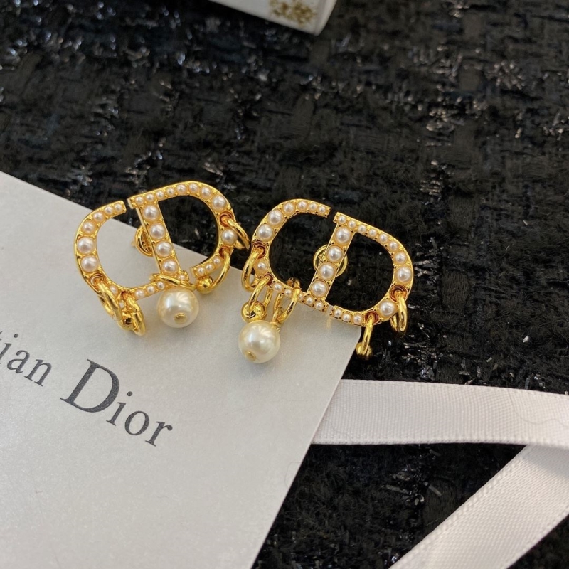 chr1st1an D10r earrings